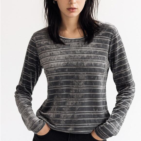 Vintage Velvet Burnout Striped Shirt Gray Crew Neck Long Sleeve Size M Retro - Picture 1 of 8